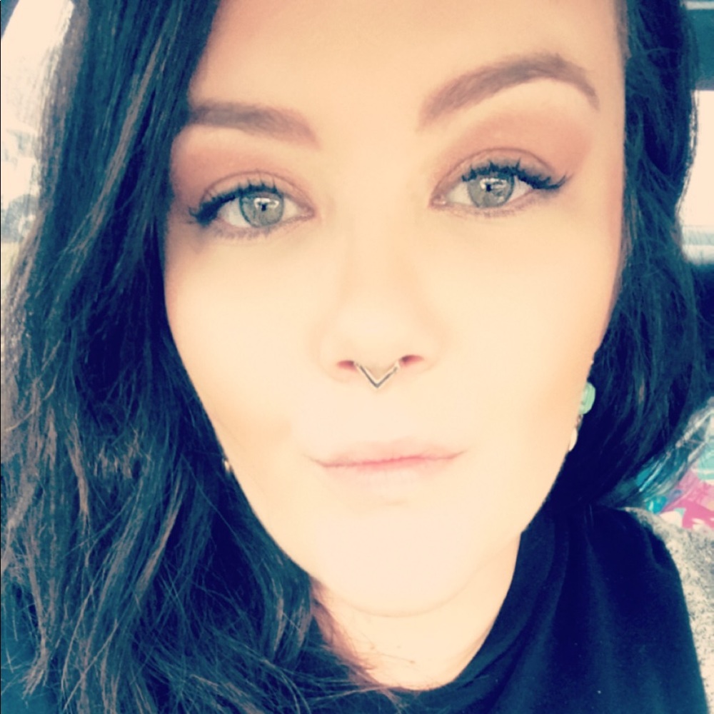 Meet your Posher, Meredith